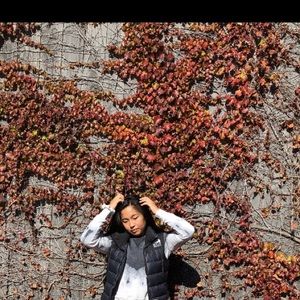 Meet your Posher, Aanna